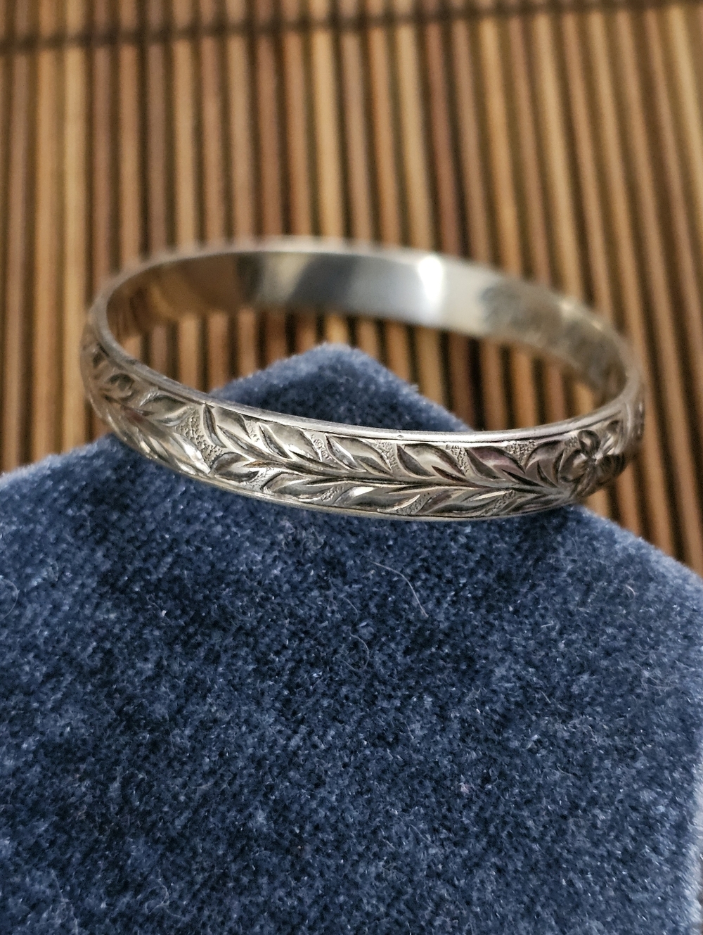 925 Silver Akahai Childs Bangle Bracelet (Vintage) - Picture 2 of 11